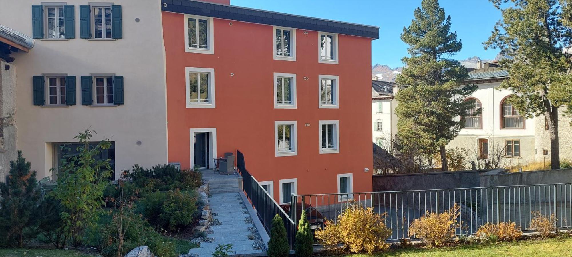 Chesa Quadrella Zimmer Mit Kuechenzeile Inklusive Bergbahnen Im Sommer-Ausser Studio Pontresina Exterior foto
