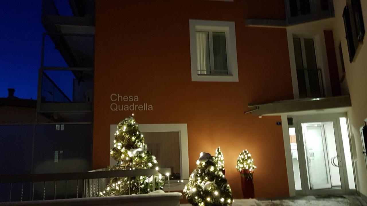 Chesa Quadrella Zimmer Mit Kuechenzeile Inklusive Bergbahnen Im Sommer-Ausser Studio Pontresina Exterior foto