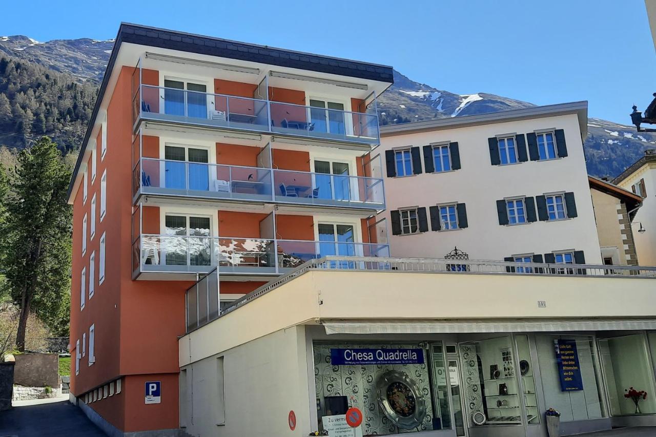 Chesa Quadrella Zimmer Mit Kuechenzeile Inklusive Bergbahnen Im Sommer-Ausser Studio Pontresina Exterior foto